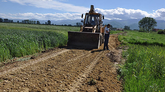 Photo of 30 километри се средуваат – земјоделци од Новаци со уредени полски патишта