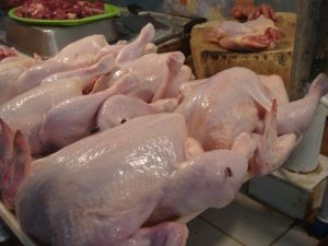 nekoi zemji go ogranichija uvozot na pileshko meso od germanija poradi ptichjiot grip