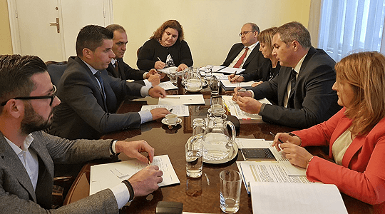 Photo of Министерот Николовски се сретна со словенечкиот колега Жидан
