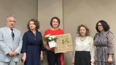 Photo of Во Битола доделена наградата „Тоде Петревски“ за новинарката Анета Блажевска