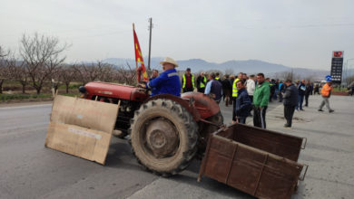 Photo of Сирковци протестираат на патот Градско-Прилеп барајќи приклучок кон брзиот пат