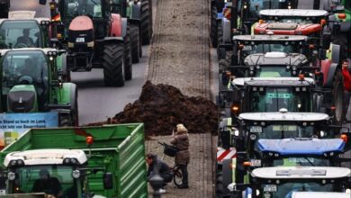 Photo of Гневните германски земјоделци го „окупираа“ центарот на Берлин со трактори
