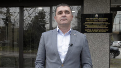 Photo of АХВ 40 дена молчи за безбедноста на храната во државава, обвинува Ивановски