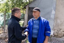 Photo of Николовски во посета на земјоделското семејство Давитковски од село Милино, успешни корисници на поддршка преку ИПАРД 2 програмата